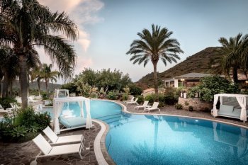Cruccuris Resort