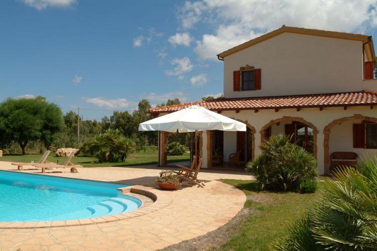 Ferienhaus Sardinien Villa Mit Pool Mieten Eva Sardinia De