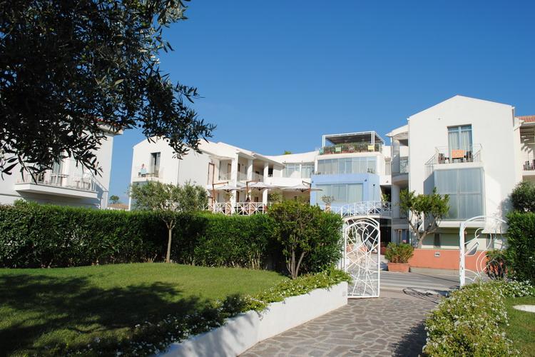 The Pelican Beach Resort & Spa
